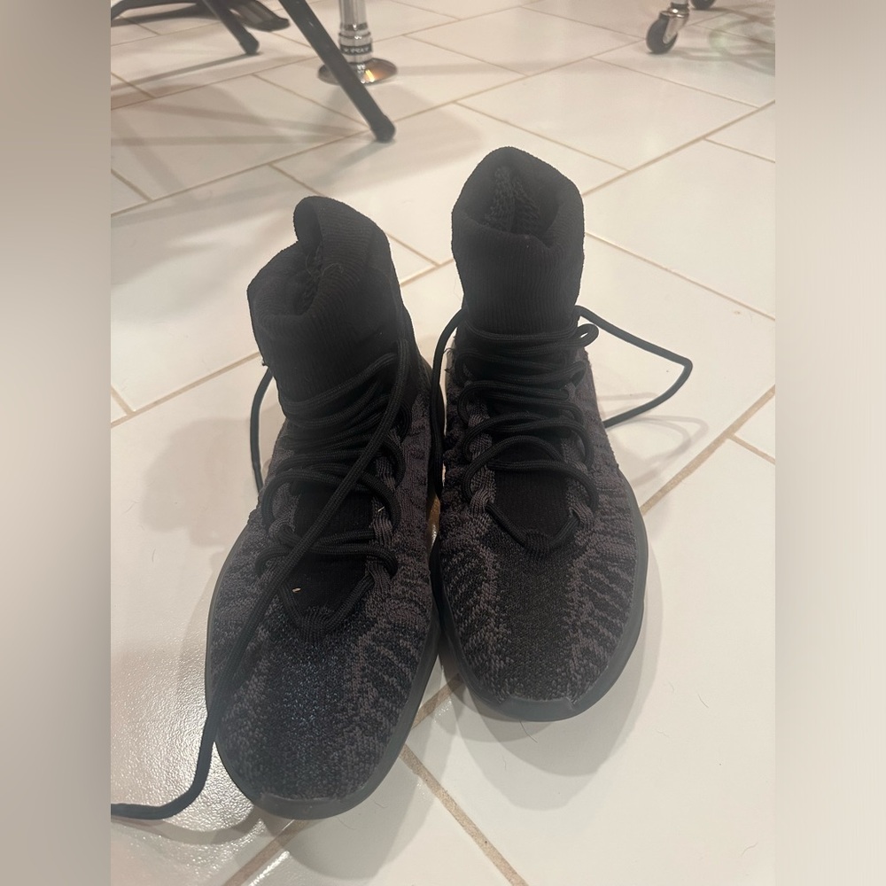 Yeezy sock shoe brand new